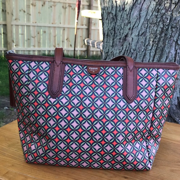 Fossil coated leather geometric print tote bag - Picture 2 of 6